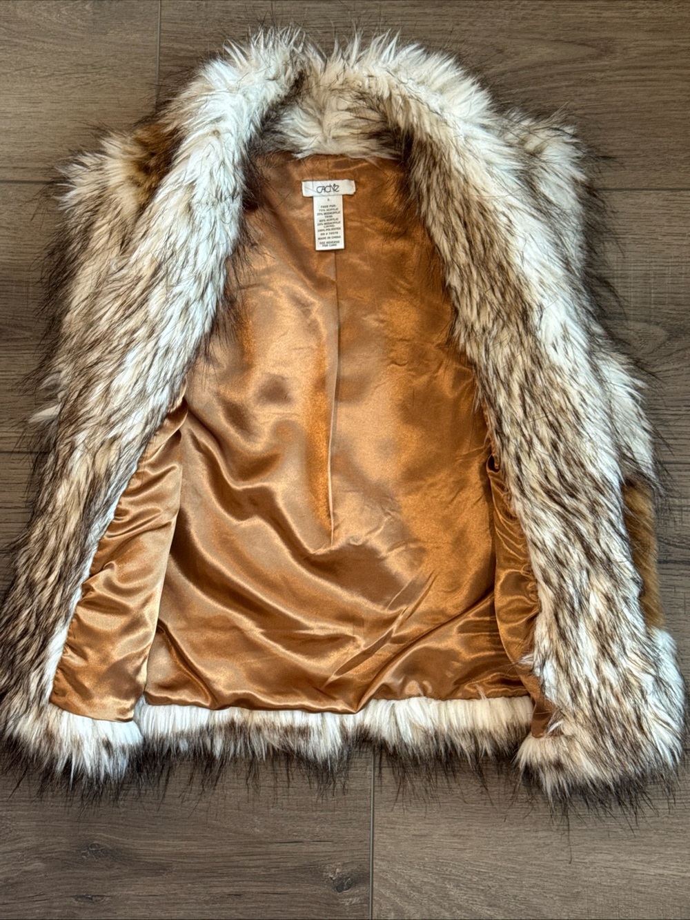 Cache Brown Vest with Cream Faux Fur Trim - Picture 5 of 7